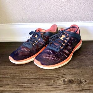 Nike Flex 2016 Run Gray and Orange Sneakers